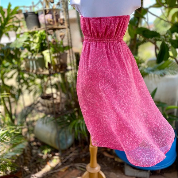 Roxy Dresses & Skirts - Adorable strapless Roxy Flowey dress beaded tassels.